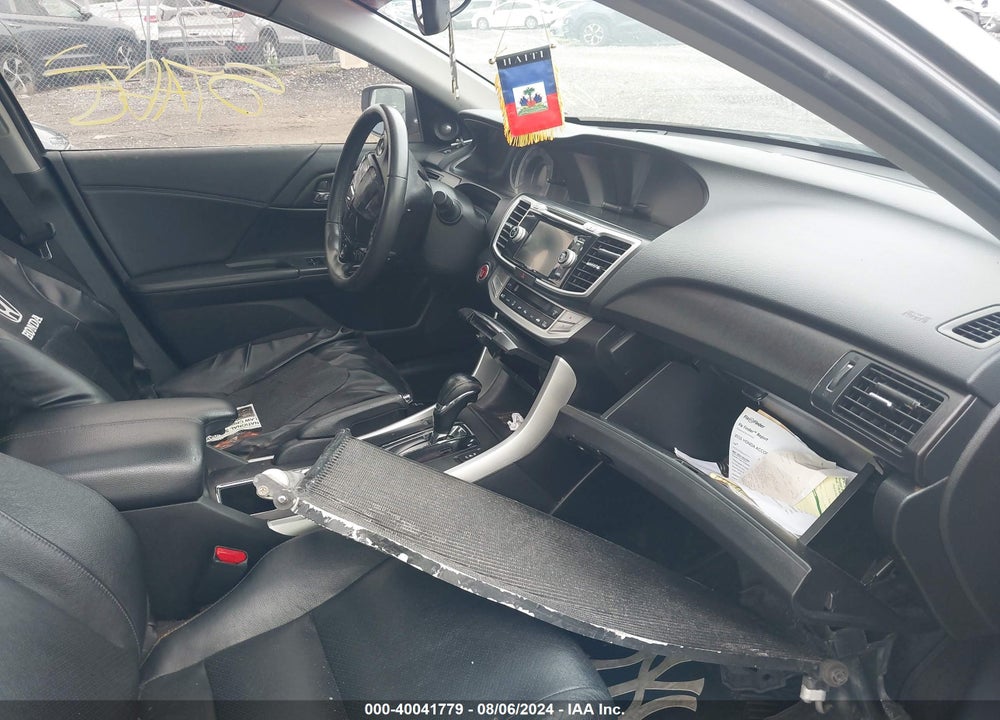 2015 HONDA ACCORD EX-L VIN: 1HGCR2F84FA097266
