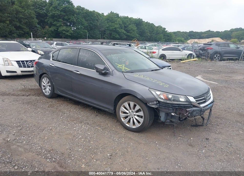 2015 HONDA ACCORD EX-L VIN: 1HGCR2F84FA097266