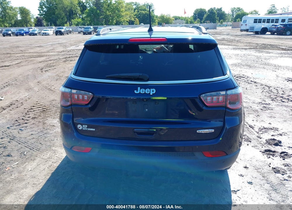2018 JEEP COMPASS LATITUDE FWD VIN: 3C4NJCBB2JT268135