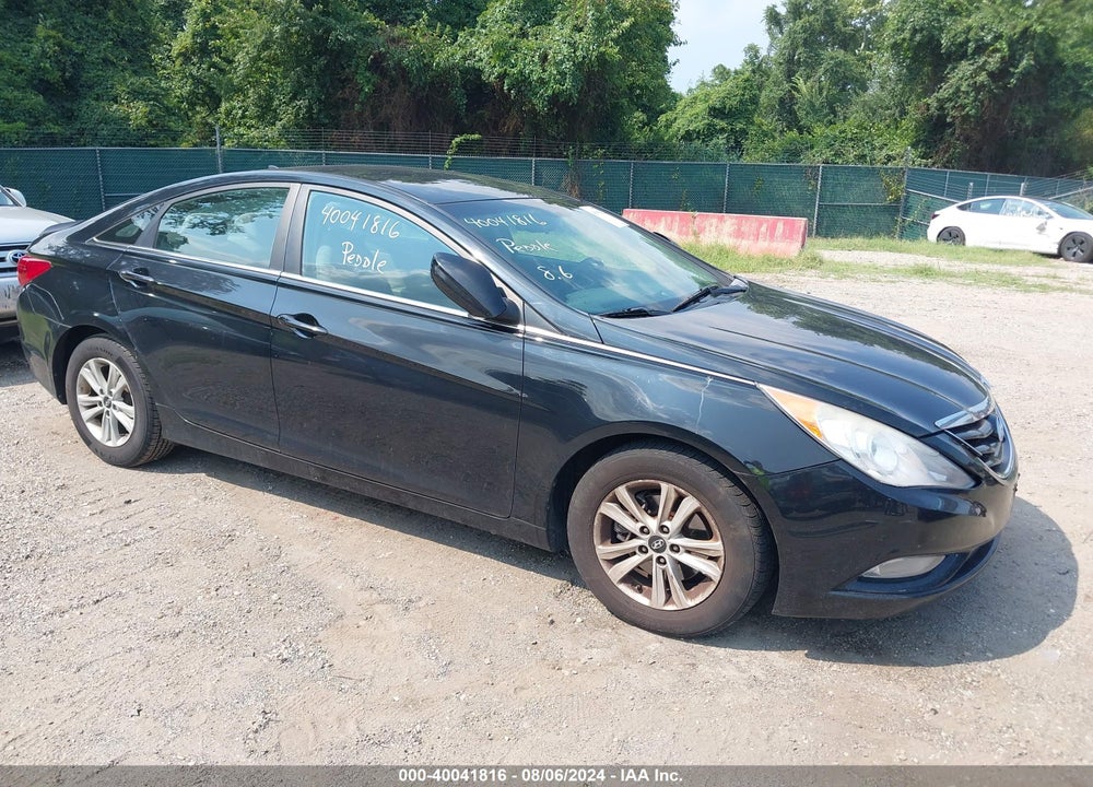 2013 HYUNDAI SONATA GLS VIN: 5NPEB4AC2DH739122