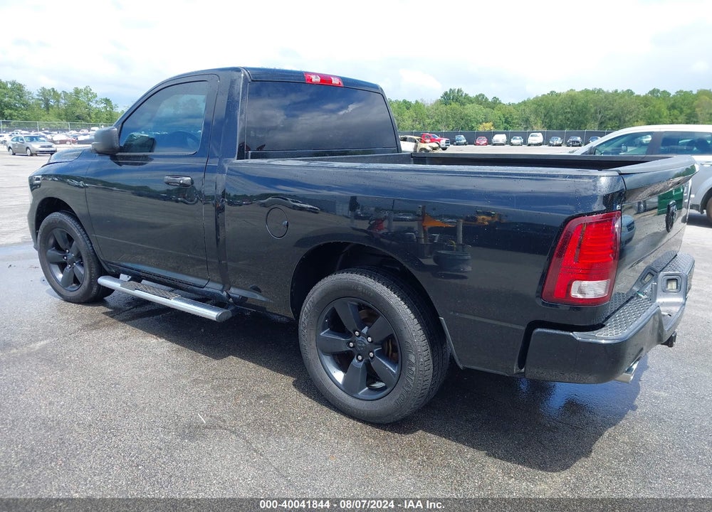 2014 RAM 1500 EXPRESS VIN: 3C6JR6ATXEG267565