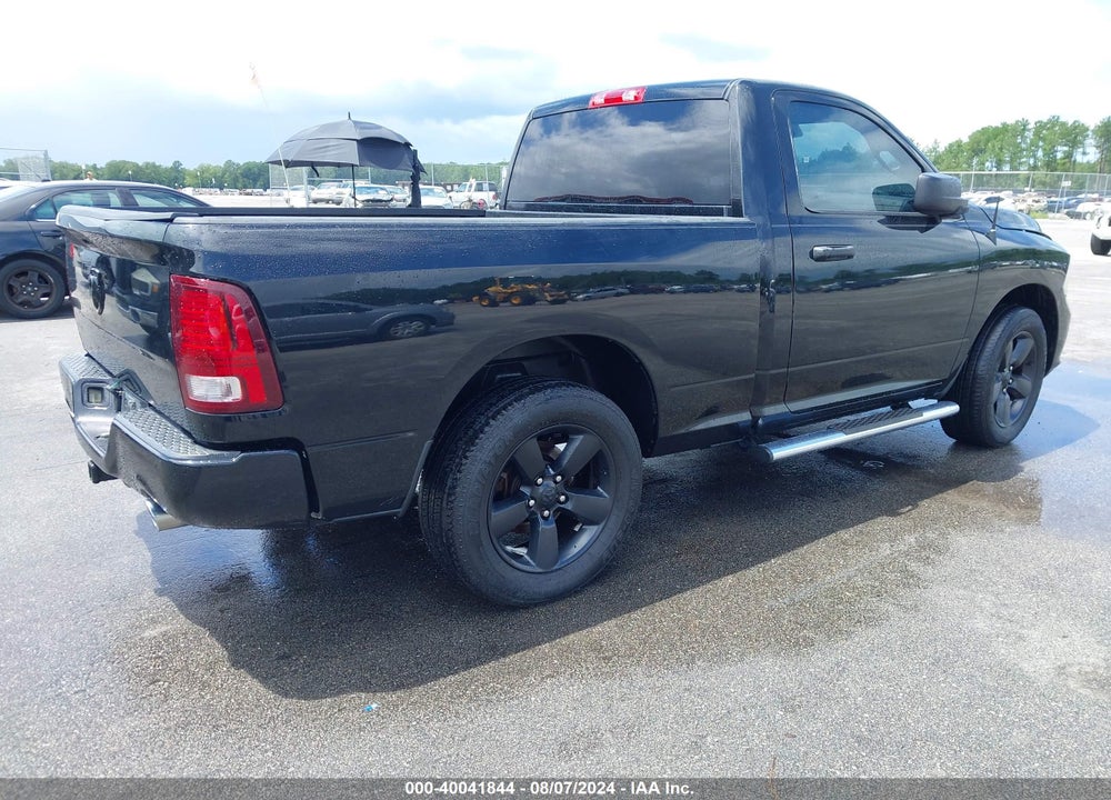 2014 RAM 1500 EXPRESS VIN: 3C6JR6ATXEG267565