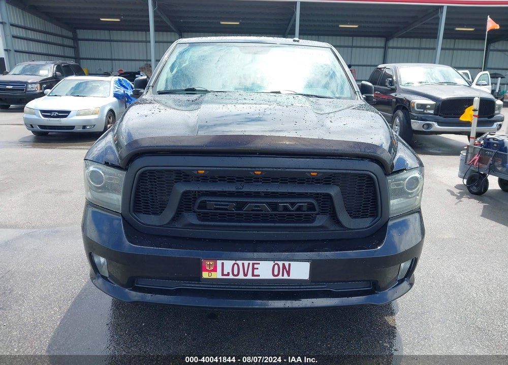2014 RAM 1500 EXPRESS VIN: 3C6JR6ATXEG267565