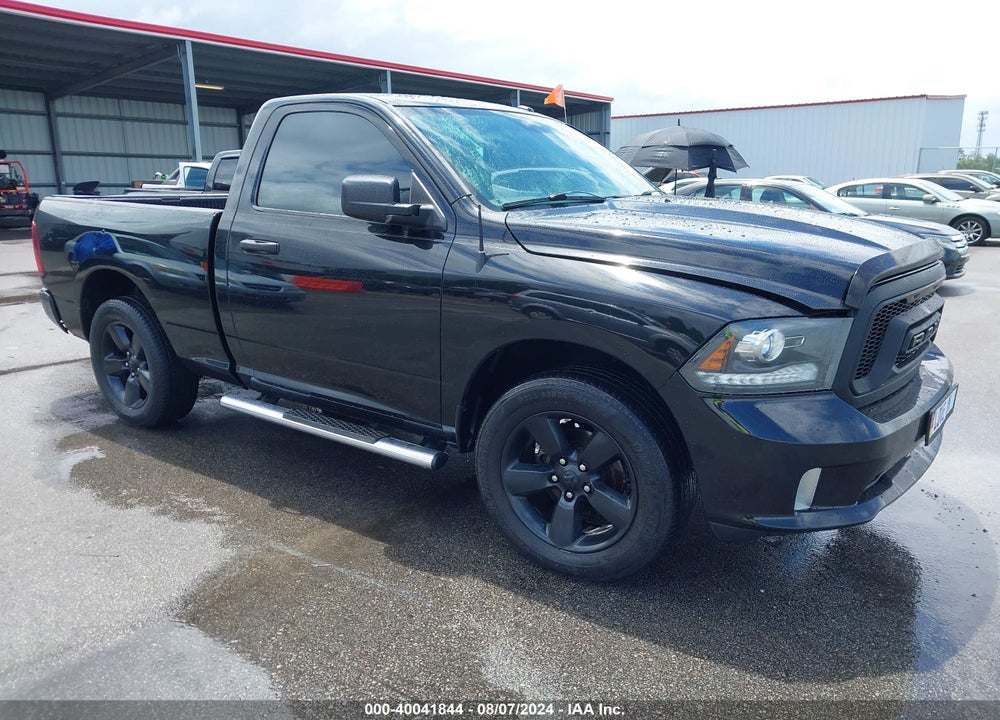 2014 RAM 1500 EXPRESS VIN: 3C6JR6ATXEG267565