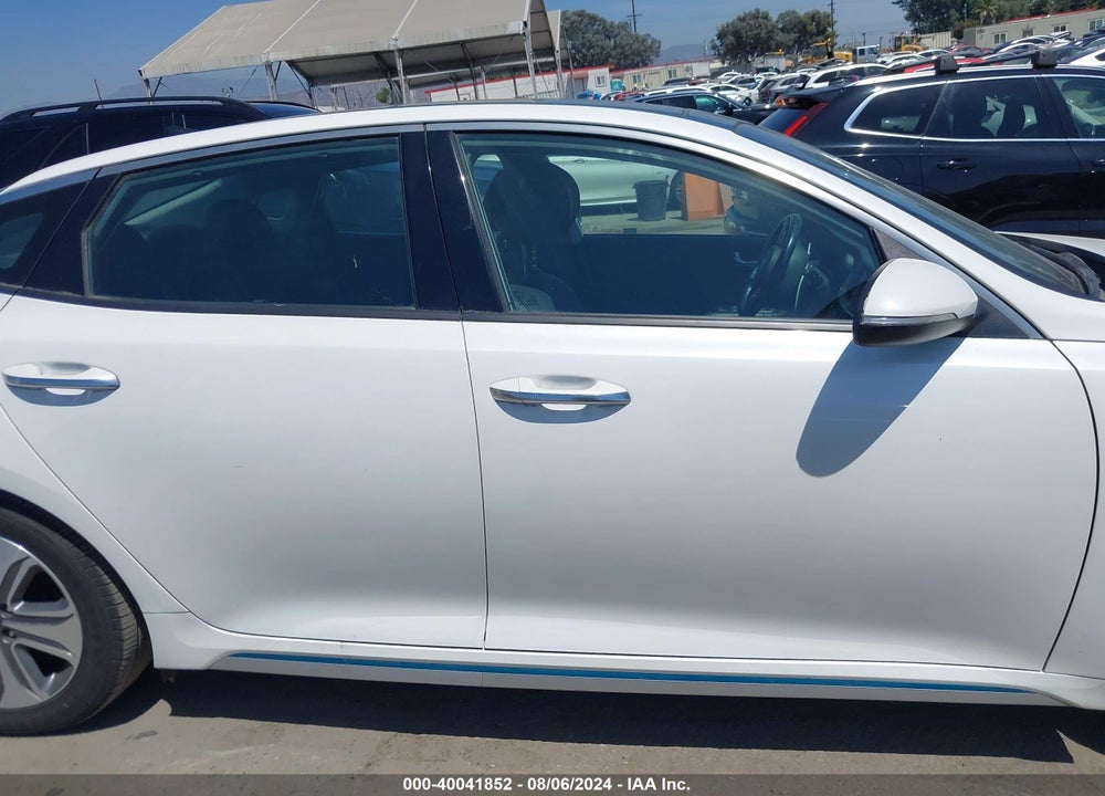 2017 KIA OPTIMA PLUG IN HYBRID EX VIN: KNAGV4LDXH5013338