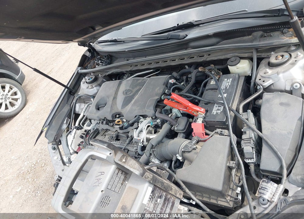 2018 TOYOTA CAMRY SE VIN: 4T1B11HK9JU073195