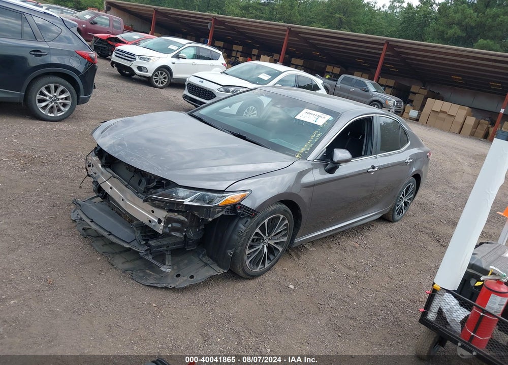 2018 TOYOTA CAMRY SE VIN: 4T1B11HK9JU073195