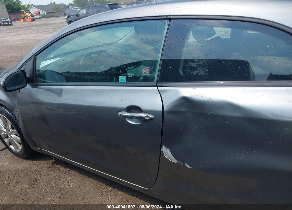 2015 KIA FORTE KOUP EX VIN: KNAFX6A82F5389830