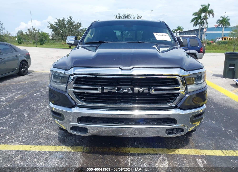 2019 RAM 1500 LAIE  4X4 5'7 BOX VIN: 1C6SRFJT5KN537082
