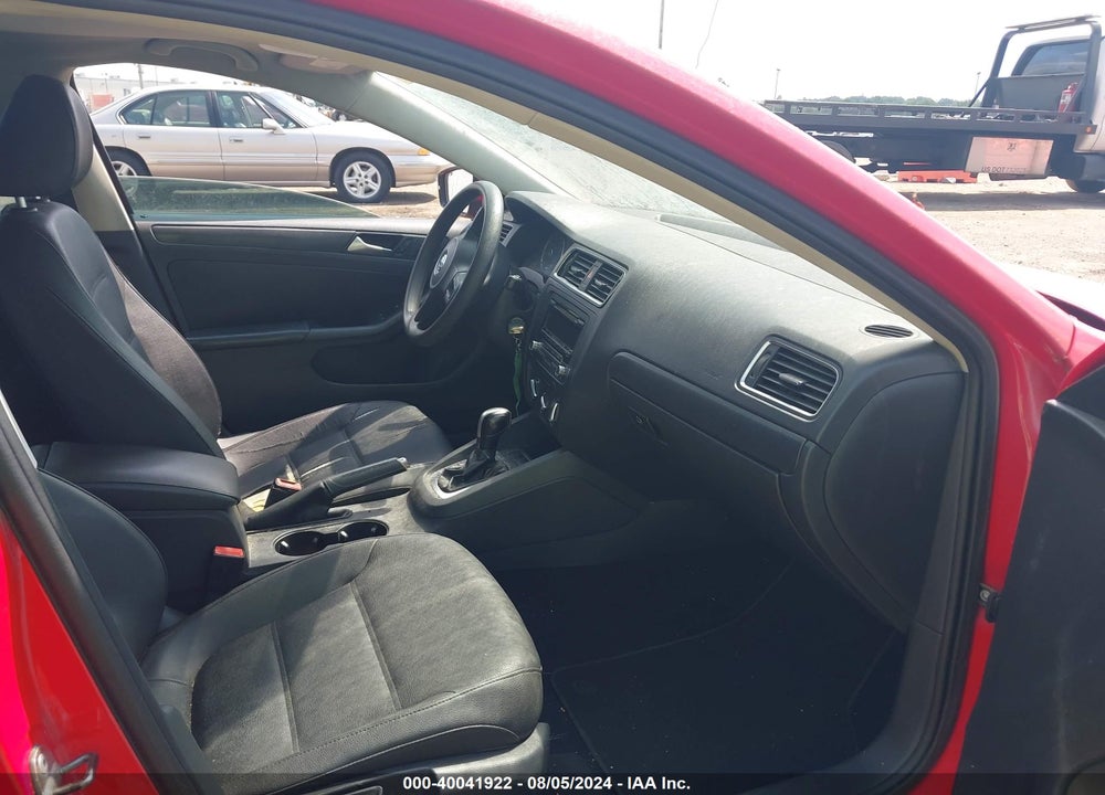 2012 VOLKSWAGEN JETTA 2.5L SE VIN: 3VWDP7AJ3CM119821