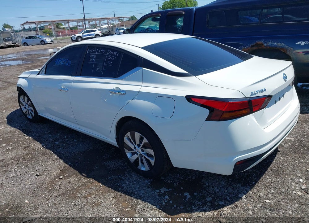 2022 NISSAN ALTIMA S FWD VIN: 1N4BL4BV2NN373623