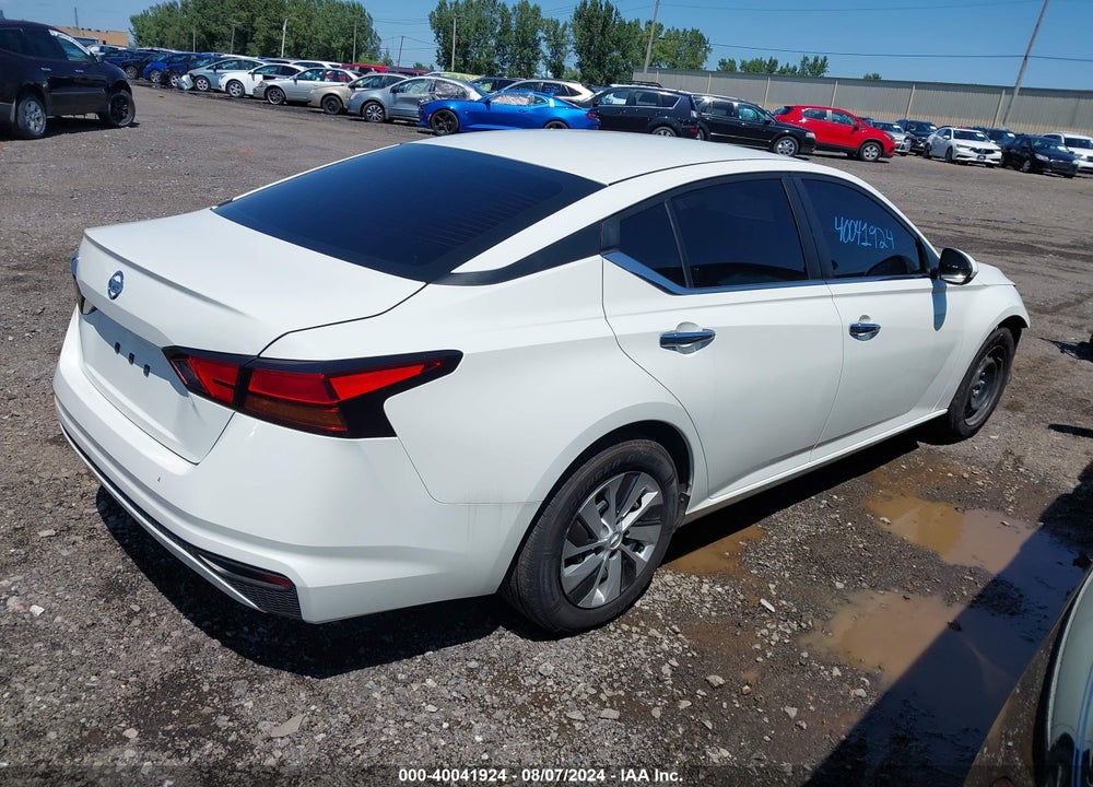 2022 NISSAN ALTIMA S FWD VIN: 1N4BL4BV2NN373623