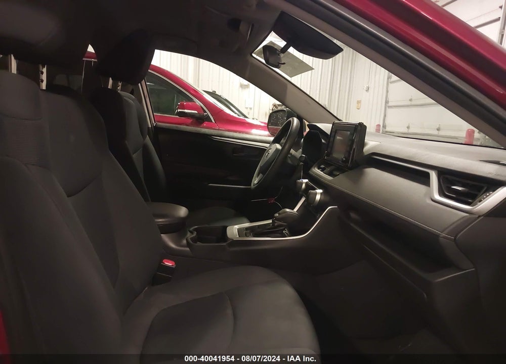 2021 TOYOTA RAV4 LE VIN: 2T3F1RFV8MW142158