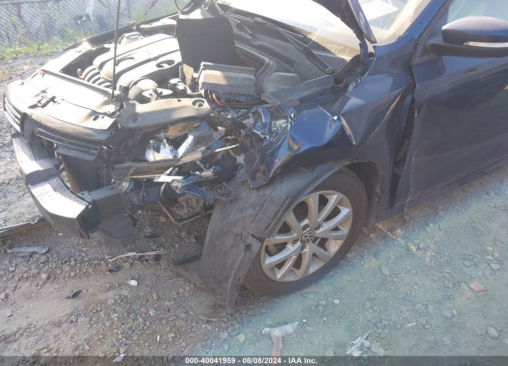 2012 VOLKSWAGEN JETTA 2.5L SE VIN: 3VWDP7AJ7CM391708