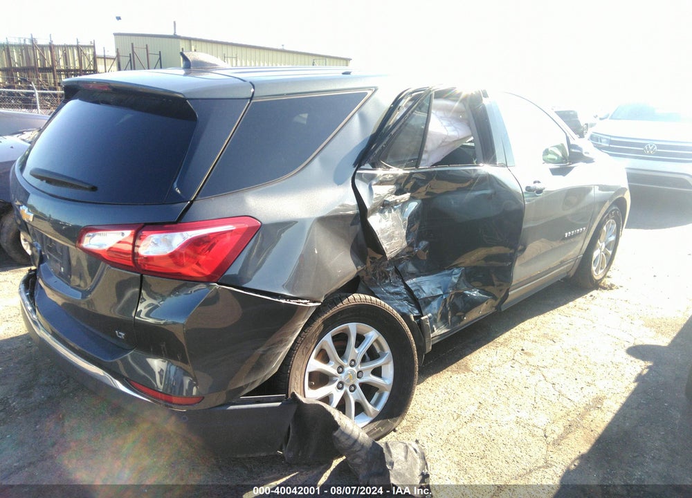 2018 CHEVROLET EQUINOX LT VIN: 2GNAXJEV6J6240390