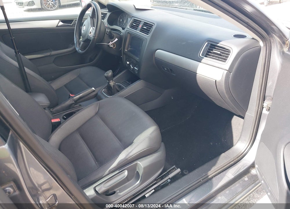 2012 VOLKSWAGEN JETTA 2.0L TDI VIN: 3VW3L7AJXCM398336