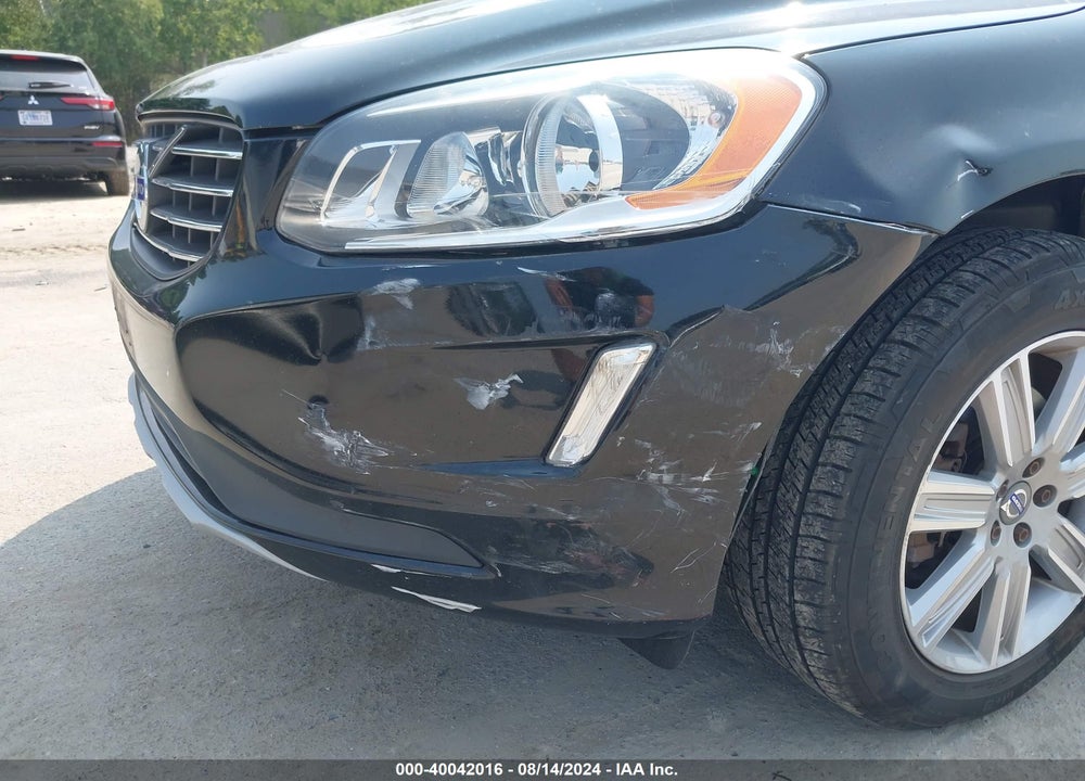 2016 VOLVO XC60 T5 PREMIER VIN: YV4612RK2G2788850