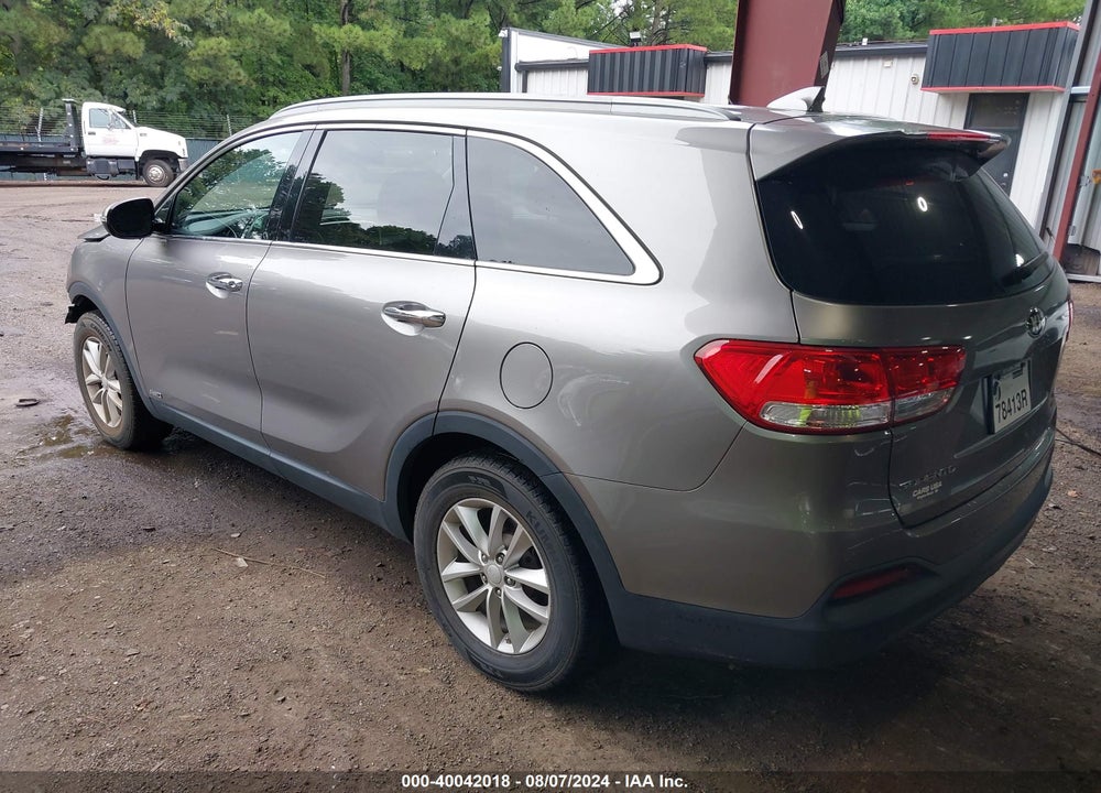 2016 KIA SORENTO 2.4L LX VIN: 5XYPGDA30GG044160