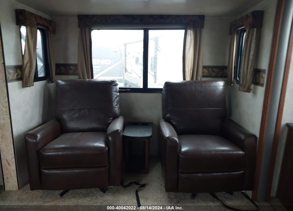 2014 BULLET BL30REPR14 VIN: 4YDT30R24ED424979