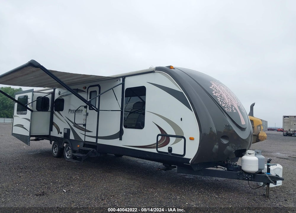 2014 BULLET BL30REPR14 VIN: 4YDT30R24ED424979