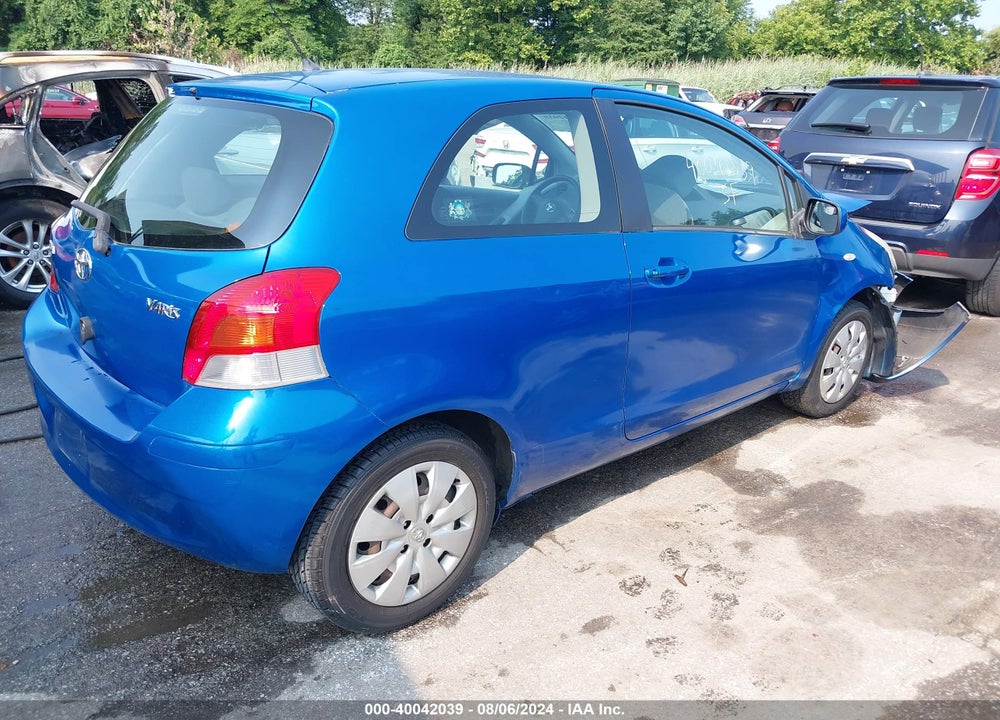 2009 TOYOTA YARIS VIN: JTDJT903095242426