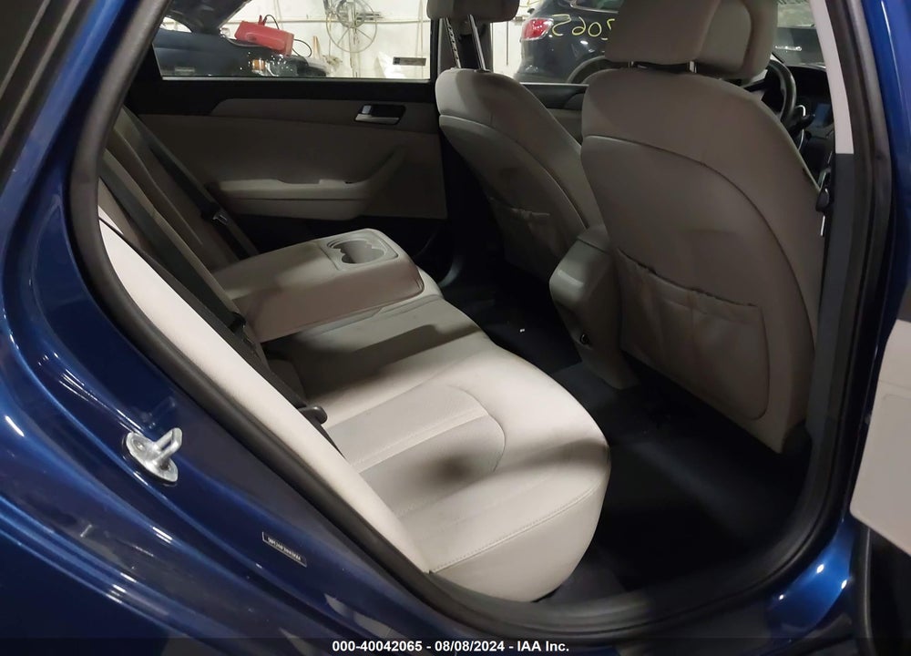 2017 HYUNDAI SONATA SE VIN: 5NPE24AF2HH439564