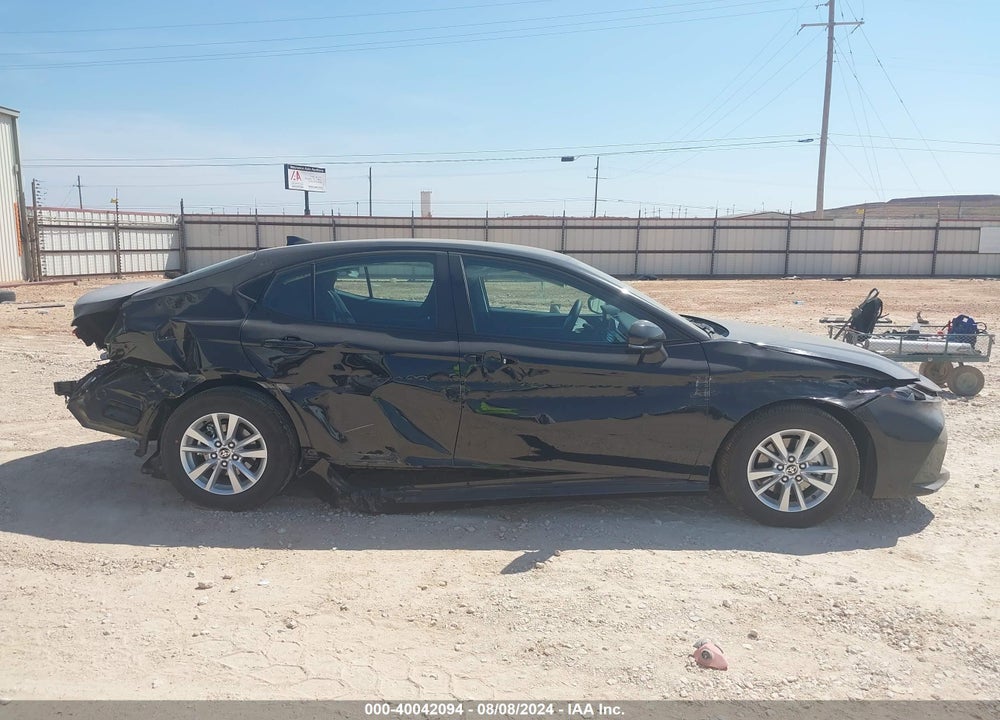 2025 TOYOTA CAMRY LE VIN: 4T1DAACK7SU508068