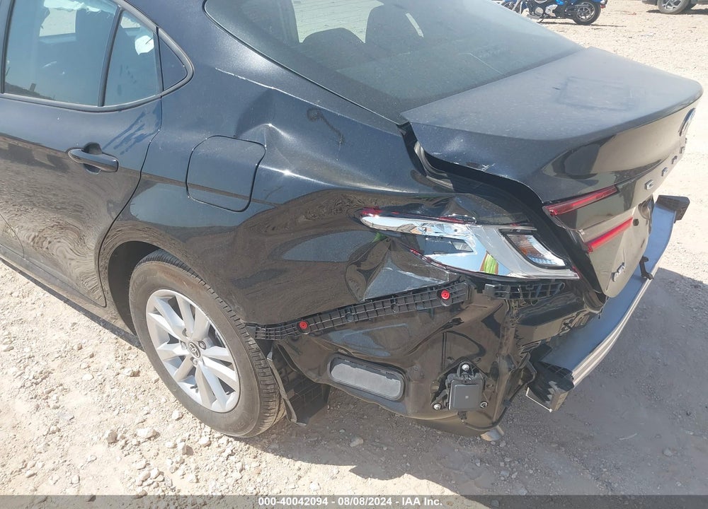 2025 TOYOTA CAMRY LE VIN: 4T1DAACK7SU508068