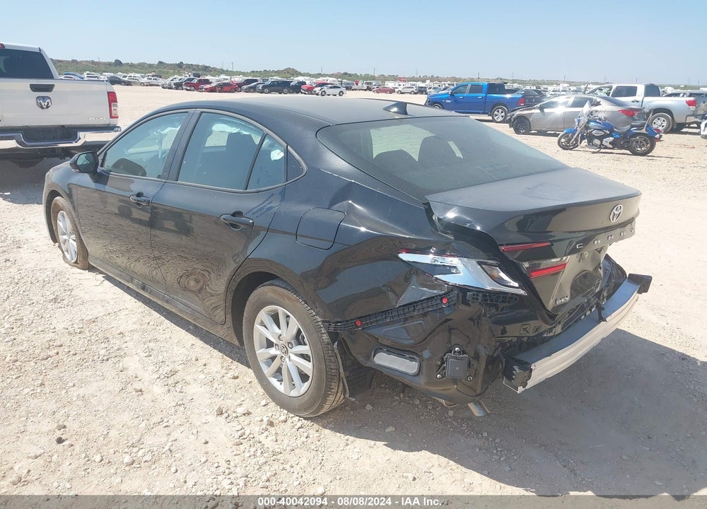 2025 TOYOTA CAMRY LE VIN: 4T1DAACK7SU508068