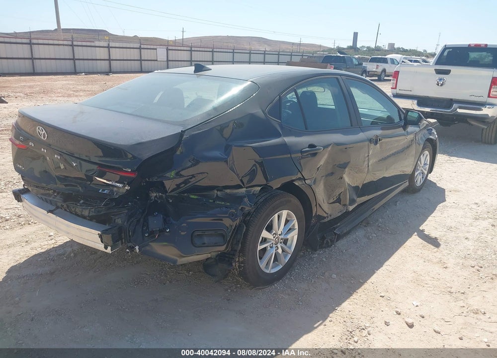 2025 TOYOTA CAMRY LE VIN: 4T1DAACK7SU508068