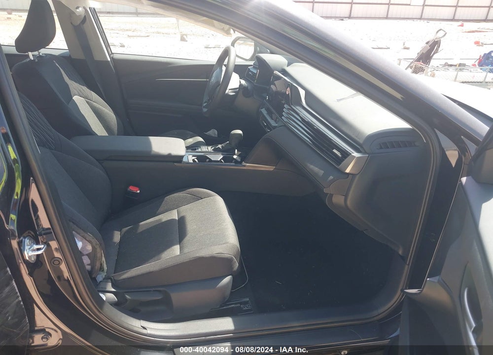 2025 TOYOTA CAMRY LE VIN: 4T1DAACK7SU508068