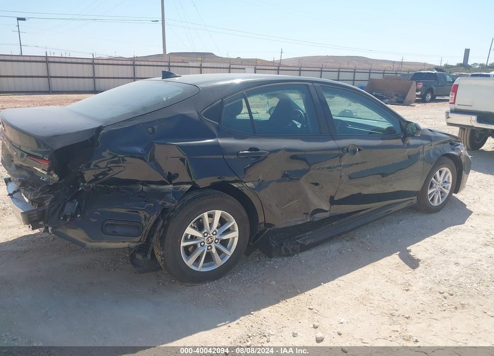2025 TOYOTA CAMRY LE VIN: 4T1DAACK7SU508068