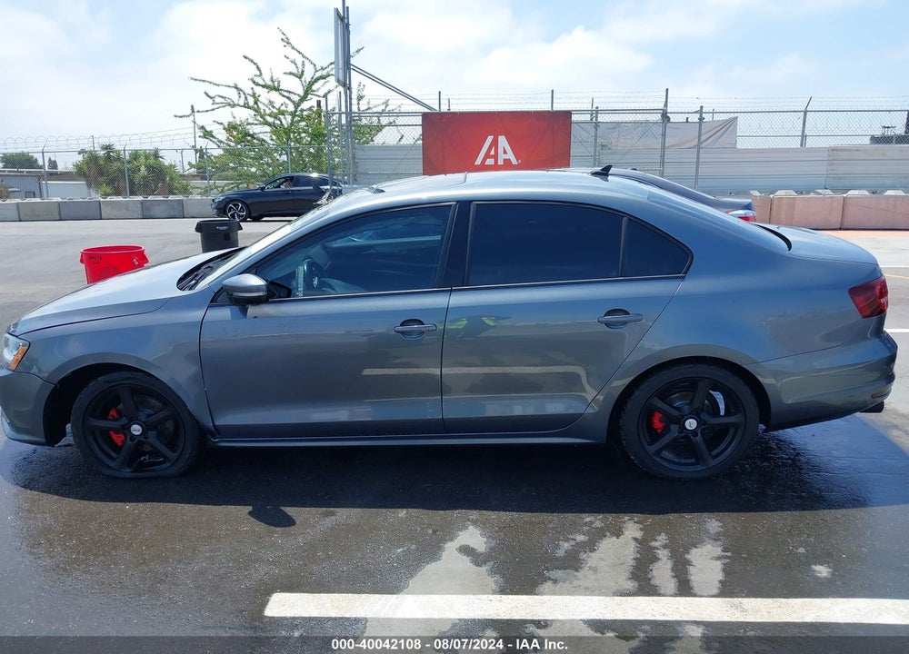 2018 VOLKSWAGEN JETTA 1.4T SE/1.4T WOLFSBURG EDITION VIN: 3VWDB7AJ7JM221005