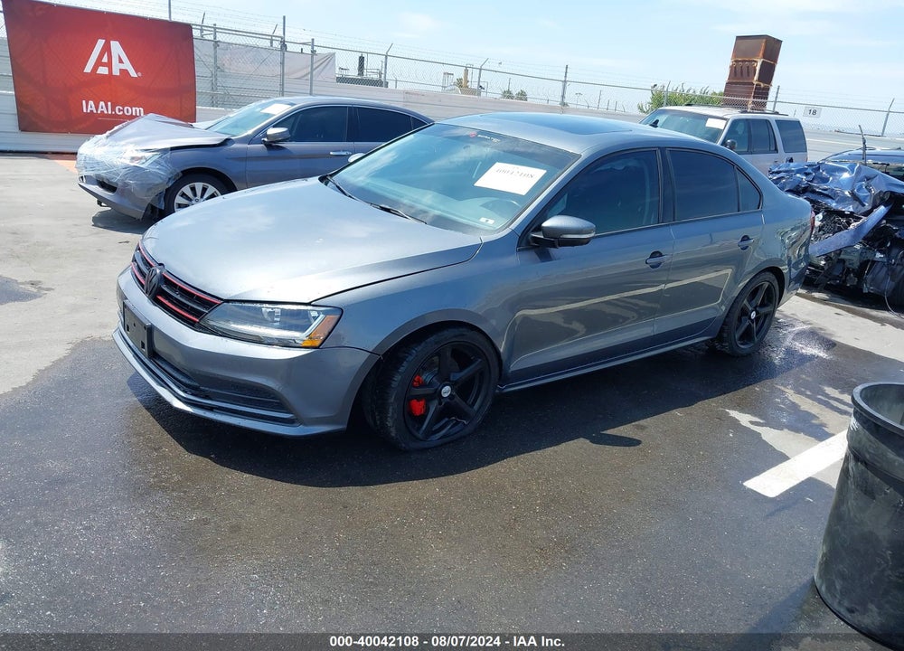 2018 VOLKSWAGEN JETTA 1.4T SE/1.4T WOLFSBURG EDITION VIN: 3VWDB7AJ7JM221005