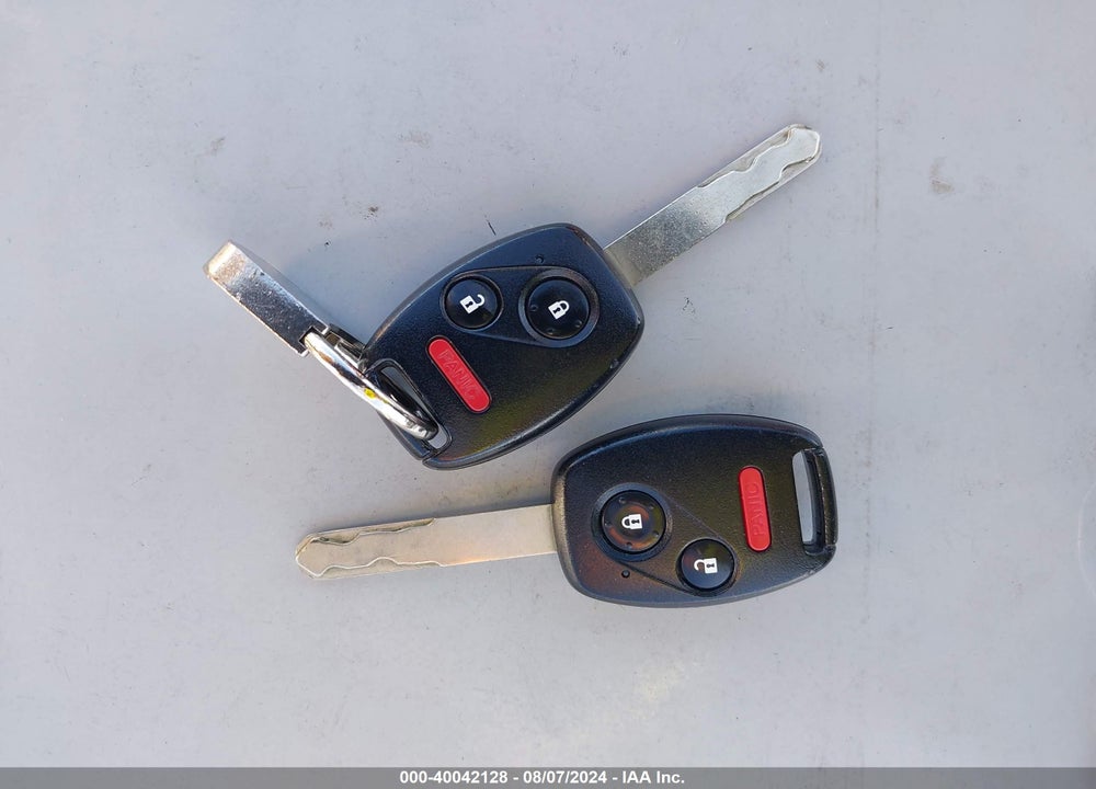 2011 HONDA FIT SPORT VIN: JHMGE8H5XBC020030
