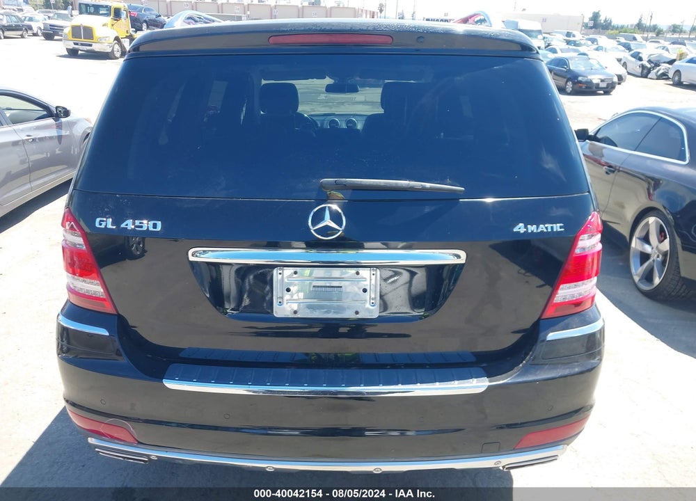 2011 MERCEDES-BENZ GL 450 4MATIC VIN: 4JGBF7BE6BA653711