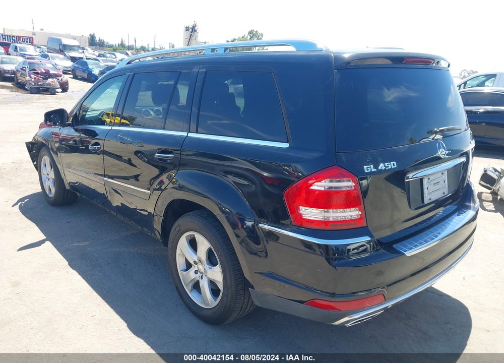 2011 MERCEDES-BENZ GL 450 4MATIC VIN: 4JGBF7BE6BA653711