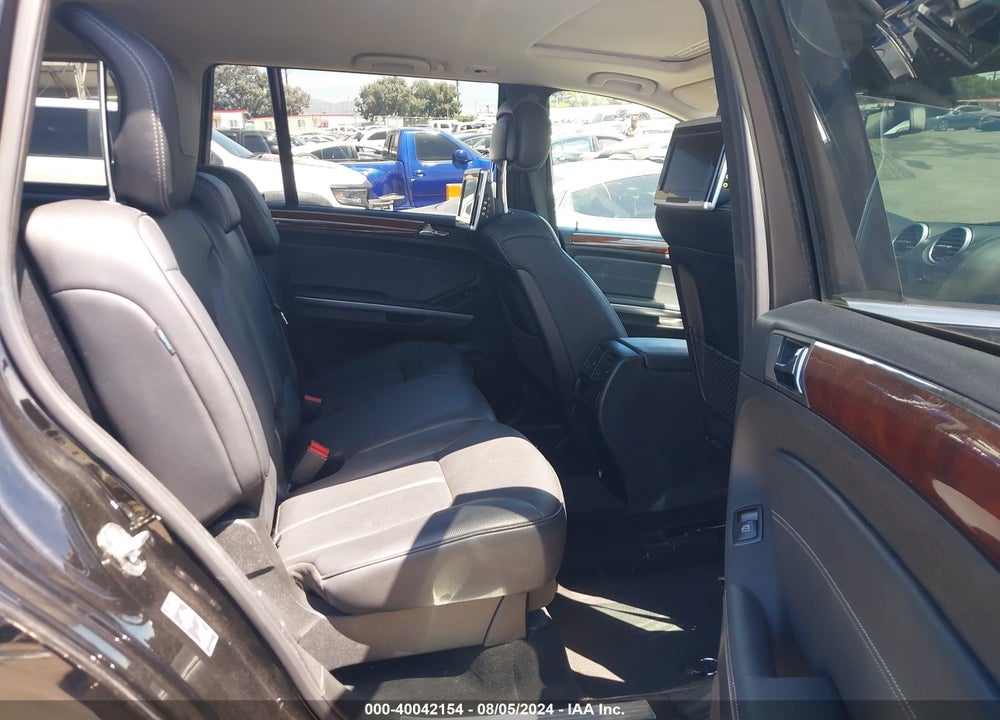 2011 MERCEDES-BENZ GL 450 4MATIC VIN: 4JGBF7BE6BA653711