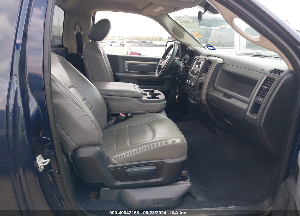 2014 EXPRESS RAM 1500 VIN: 3C6JR6AT4EG121825