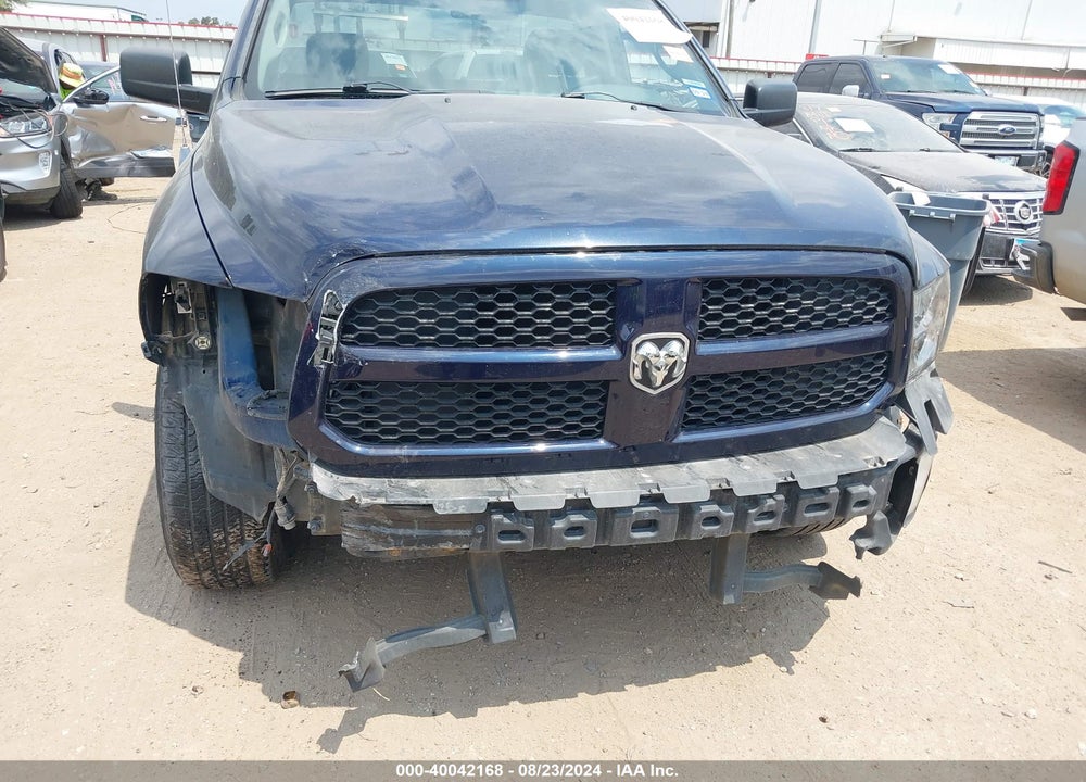 2014 EXPRESS RAM 1500 VIN: 3C6JR6AT4EG121825