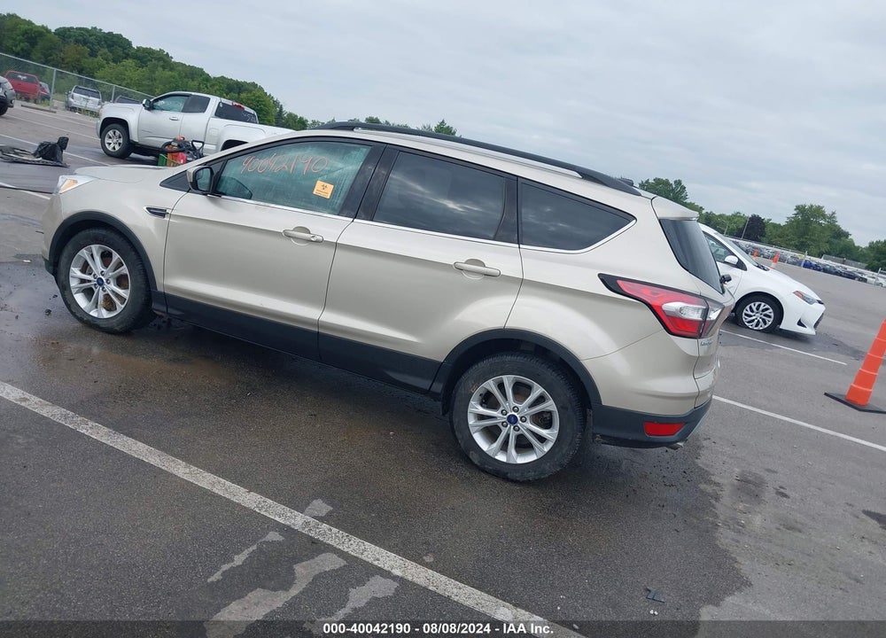2018 FORD ESCAPE SE VIN: 1FMCU0GD2JUB40227