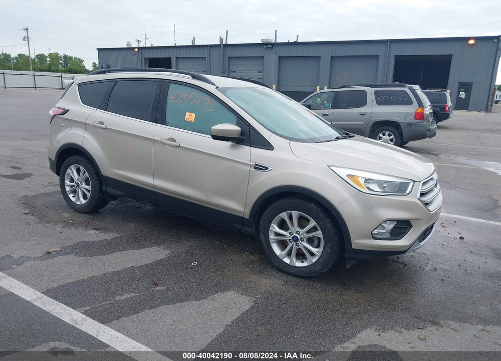 2018 FORD ESCAPE SE VIN: 1FMCU0GD2JUB40227