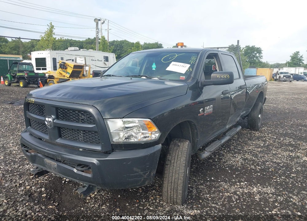 2017 RAM 2500 TRADESMAN 4X4 8' BOX VIN: 3C6UR5HL7HG636559