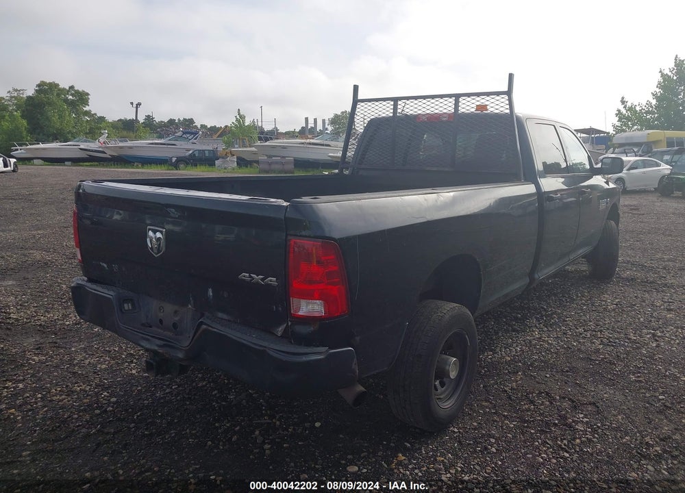 2017 RAM 2500 TRADESMAN 4X4 8' BOX VIN: 3C6UR5HL7HG636559