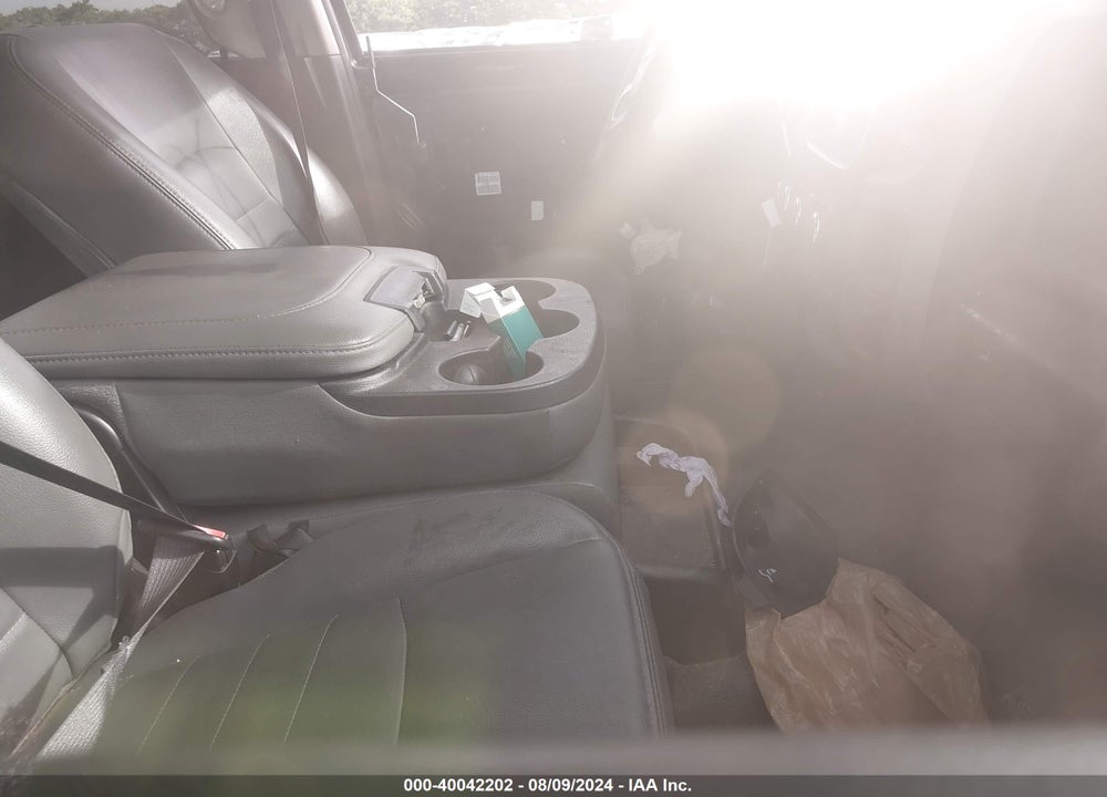 2017 RAM 2500 TRADESMAN 4X4 8' BOX VIN: 3C6UR5HL7HG636559