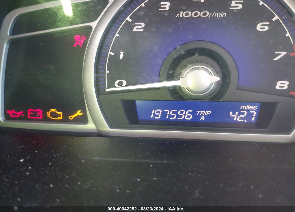 2010 HONDA CIVIC LX VIN: 2HGFA1F50AH323477