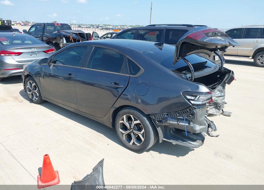 2021 KIA FORTE LXS VIN: 3KPF24AD0ME265205