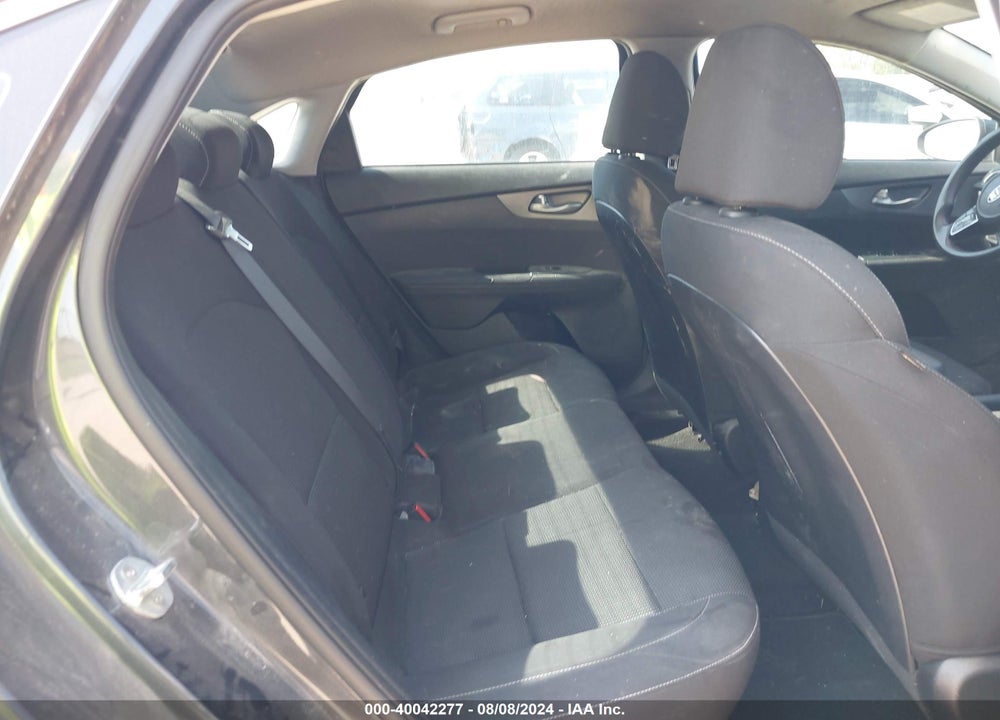 2021 KIA FORTE LXS VIN: 3KPF24AD0ME265205