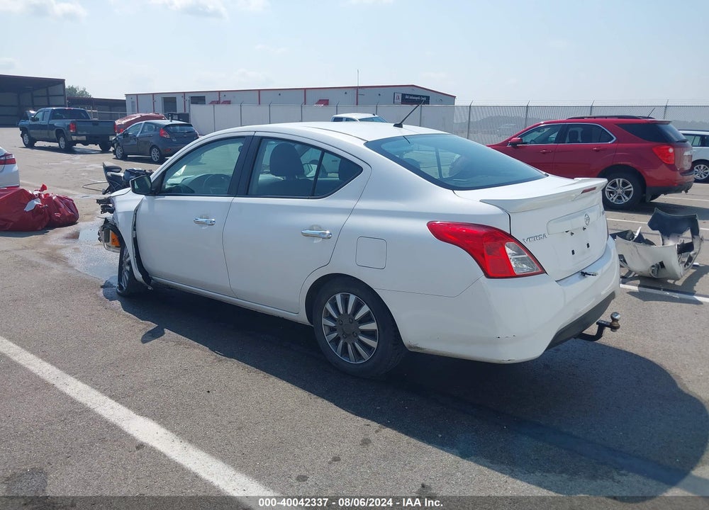 2019 NISSAN VERSA 1.6 SV VIN: 3N1CN7AP1KL851378