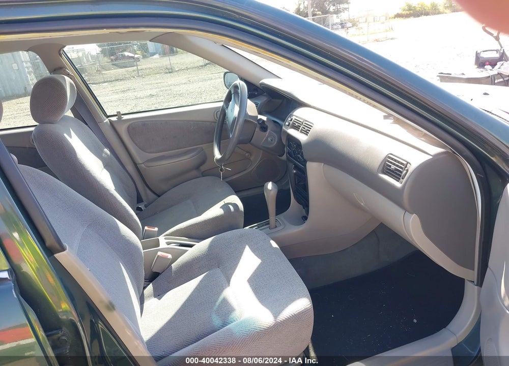 2000 CHEVROLET PRIZM VIN: 1Y1SK528XYZ433184
